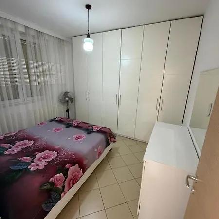 Aldi Daire Polisi i Vogel